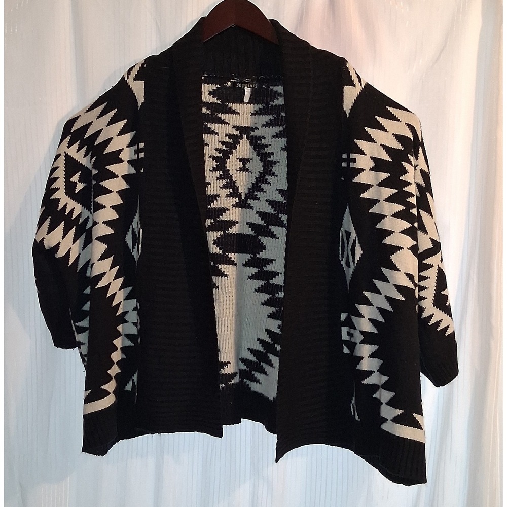 36 POINTS Black White Geometric Aztec Print Open Front Cardigan Sweater Womens L